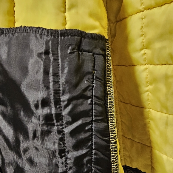 Canada Weather Gear Black/Yellow Hooded Zip-Up Lightweight Jacket - Picture 14 of 15